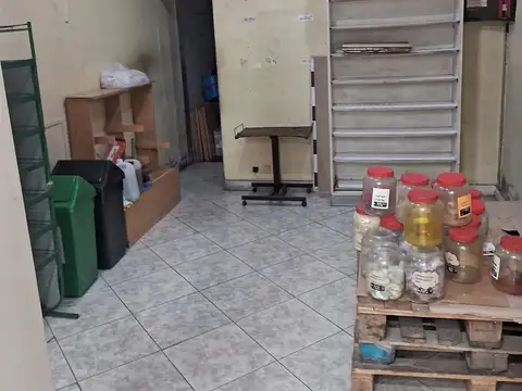 FOCO COMERCIAL - AV CABILDO AL LADO DE COTO
