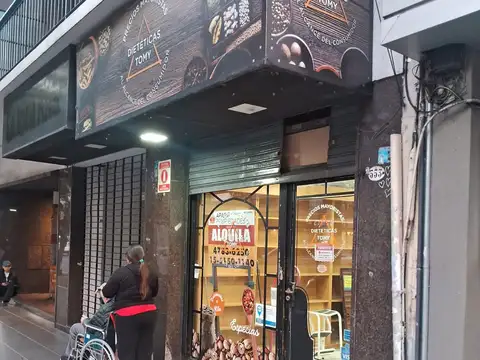 FOCO COMERCIAL - AV CABILDO AL LADO DE COTO