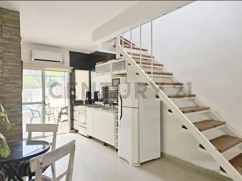 Casa 3 ambientes con 2 baños