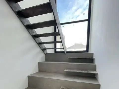 Casa 4 ambientes con 4 baños
