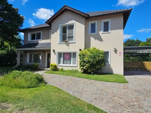 Casa en Venta de 5 dormitorios