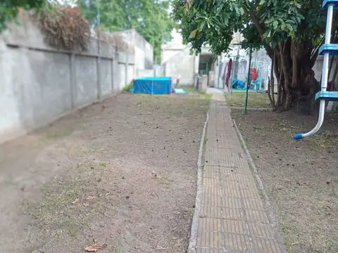 Casa en Venta en Quilmes Oeste, USD 130.000