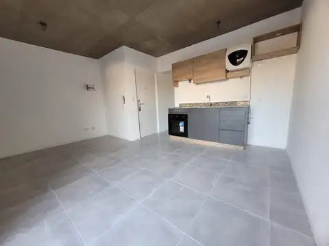 Departamento monoambiente con patio en Echesortu