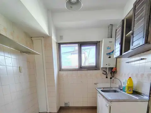 VENTA-DEPTO-3 AMB.-LOMAS DEL MIRADOR-PATIO-PLANOS