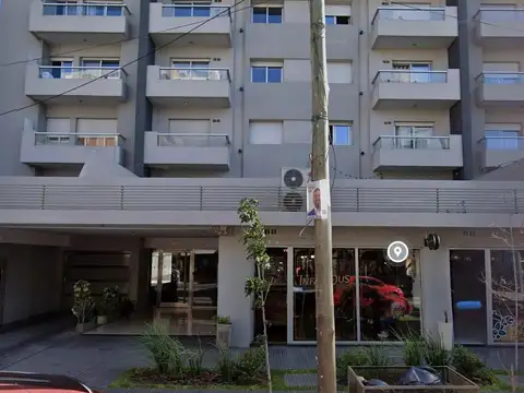 Departamento de 2 ambientes  en CASTELAR CENTRO