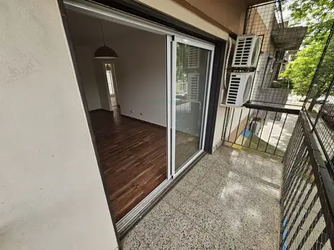 Departamento en Alquiler en Villa del Parque, $ 1.300.000