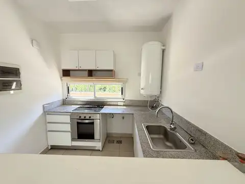 Departamento en Alquiler con 1 cocheras