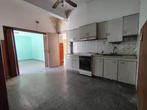 CASA CON GRAN POTENCIAL - BARRIO BELGRANO