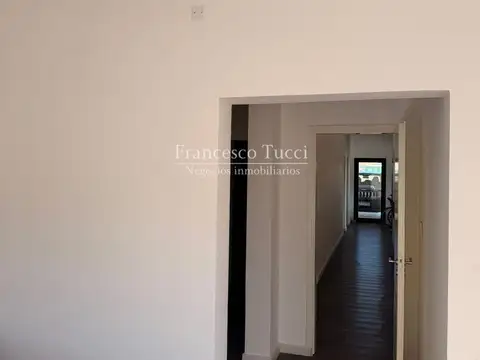 Casa en venta 5 ambientes en Los Juncos Luján