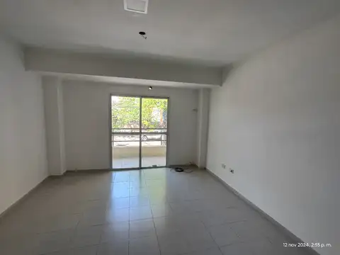 Departamento en Alquiler en Villa Central Norte, $ 450.000
