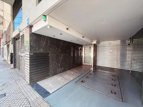 Santa Fe 2820 - Departamento De 1 Dormitorio Con Parrilla En Alquiler - Pichincha, Rosario