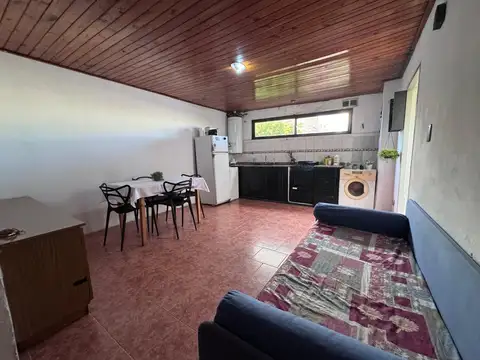Depto Tipo Casa 4 ambientes con 1 baño