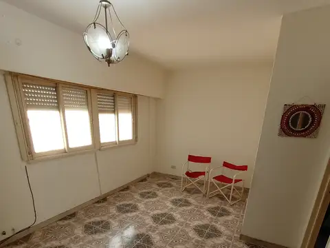 2 AMB AV CASEROS 2748, CON LAVADERO  (BARRIO: PARQUE PATRICIOS)