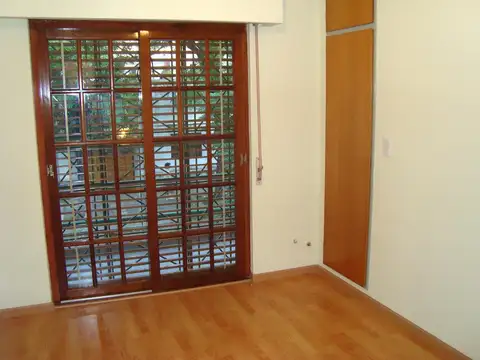 Casa en Alquiler en Flores, $ 1.200.000