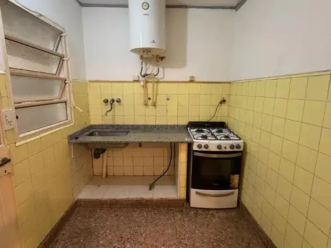 Depto Tipo Casa 2 ambientes con 1 baño