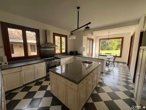 Casa en venta en El Argentino Farm Club 5 Dormitorios