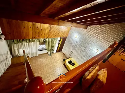 Depto Tipo Casa en Venta de 2 dormitorios