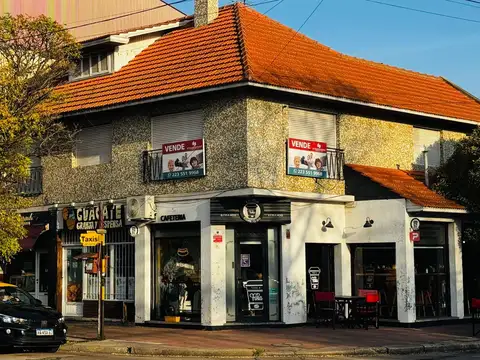 PH en Matheu 2600 de cuatro ambientes con patio por escalera - apto credito 