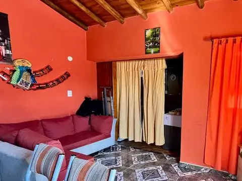 Casa en Venta con 1 cochera