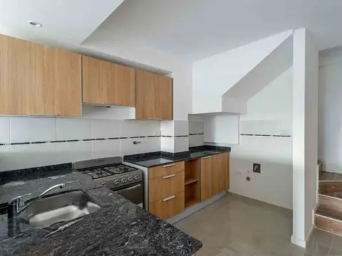 Departamento 5 ambientes con 1 baño