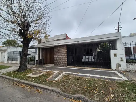 Casa 5 ambientes VENTA Remedios De Escalada