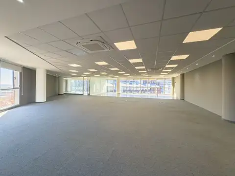 Oficina en Venta en Puerto Norte, USD 690.000