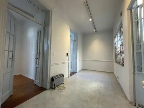 Depto Tipo Casa en Alquiler de 8 ambientes