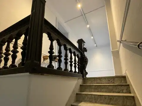 Depto Tipo Casa 8 ambientes con 2 baños