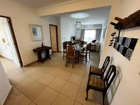 Departamento 5 ambientes con 2 baños