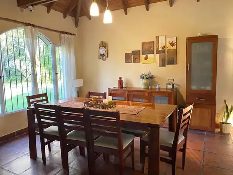 Quinta en Venta en Barrio El Cazador, USD 238.000