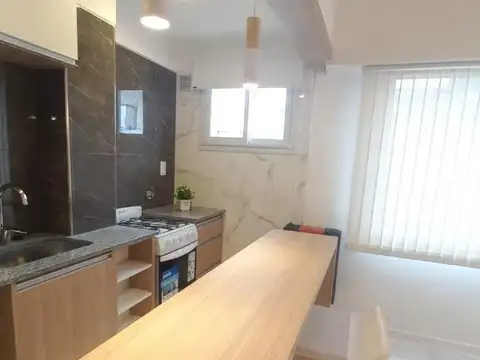 DEPARTAMENTO D 2 AMBIENTES A LA CALLE