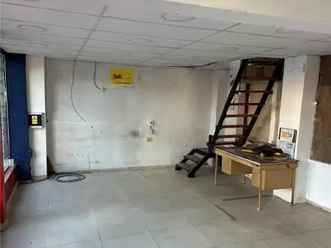Local en Alquiler en Centro, $ 700.000