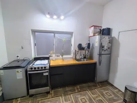 PH TIPO CASA AL FRENTE DE DOS DORMITORIOS