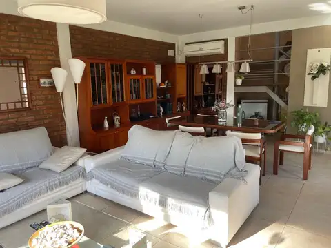 Casa en Venta en El Carmencito, USD 255.000