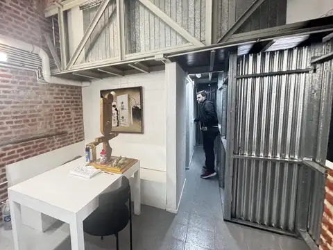 Local  / Oficina en Alquiler - Palermo Hollywood -  Gran espacio  con Terraza  apto varios usos