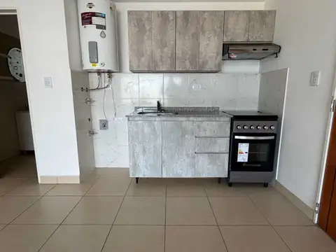 Departamento en Alquiler en Villa Luro, $ 680.000
