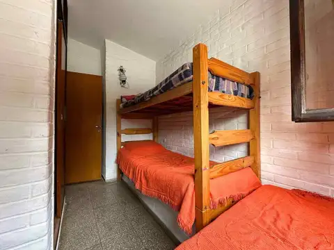 VENTA CASA TANTI 2 DORM PATIO PROXIMA AL RIO