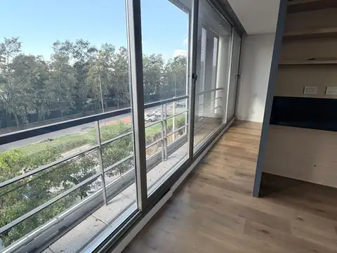 Schweitzer 8800, Piso 10