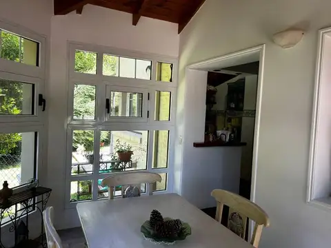 Venta casa 4 amb. c/piscina B° Golfer's Pilar