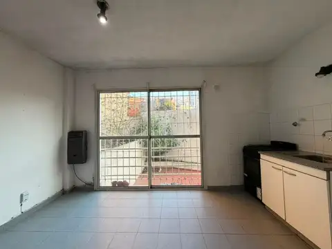 Plaza Italia e/ Diagonal 74 y Avenida 44 100
