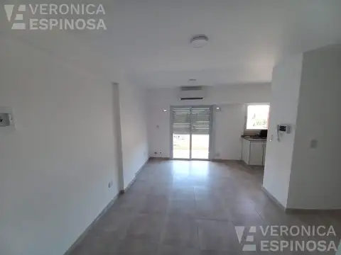 Avenida Rivadavia al 17400