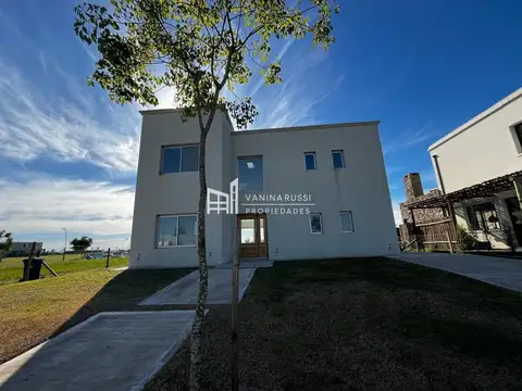 Casa en Venta en Belen De Escobar, USD 305.000
