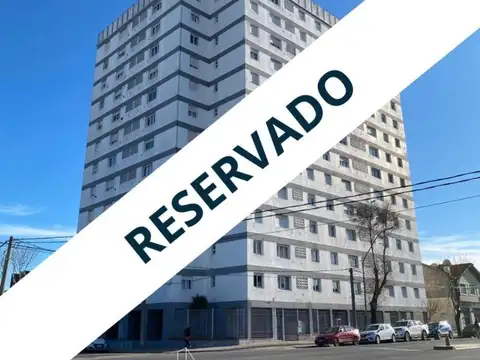 DEPTO. 4 AMB. C/COCHERA ZONA LAS AVENIDAS