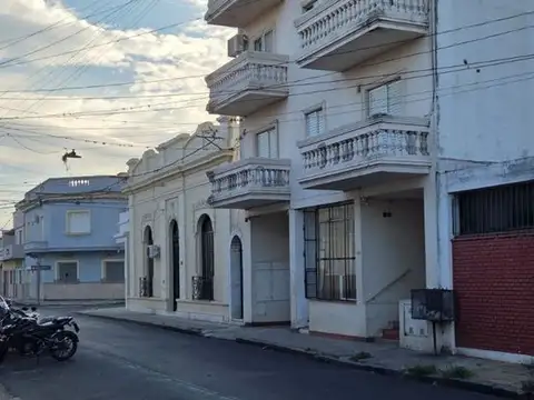 Depto Tipo Casa en Venta de 4 ambientes