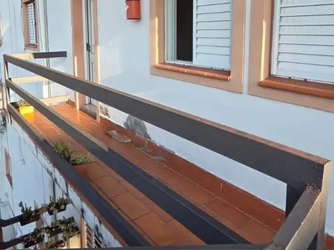Depto Tipo Casa 4 ambientes con 1 baño
