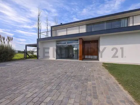 Casa en Venta de 5 dormitorios