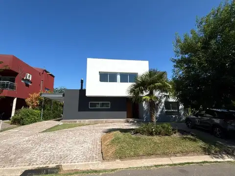 Casa en venta - Fincas de Hudson