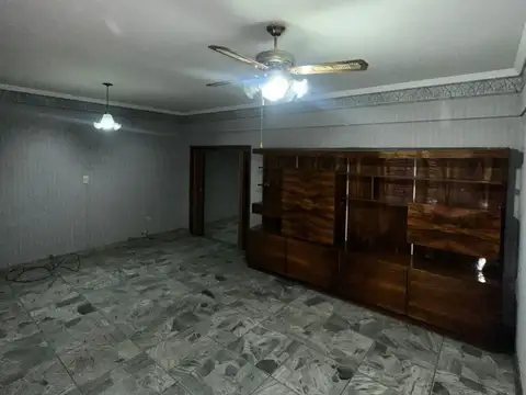 Casa - Alquiler - Argentina, La Matanza - Beethoven 6400