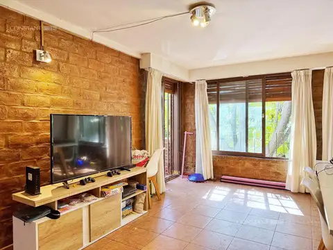 Depto Tipo Casa en Venta con 2 cocheras