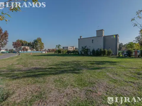 Terreno en Venta en Santo Tomas, USD 32.000